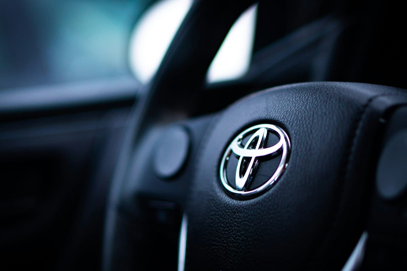 Toyota Digital Transformation Case Study: A Long-Term Tech Partnership